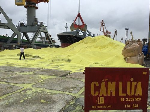 Hơn 3 vạn tấn lưu huỳnh tại cảng Hải Phòng không gây ô nhiễm: Sự thật hay dối trá? - Ảnh 3
