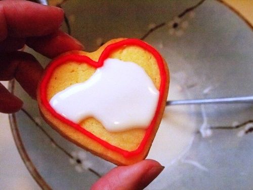 Trổ tài làm bánh quy bơ giòn tan thơm phức nhân ngày Valentine - Ảnh 12