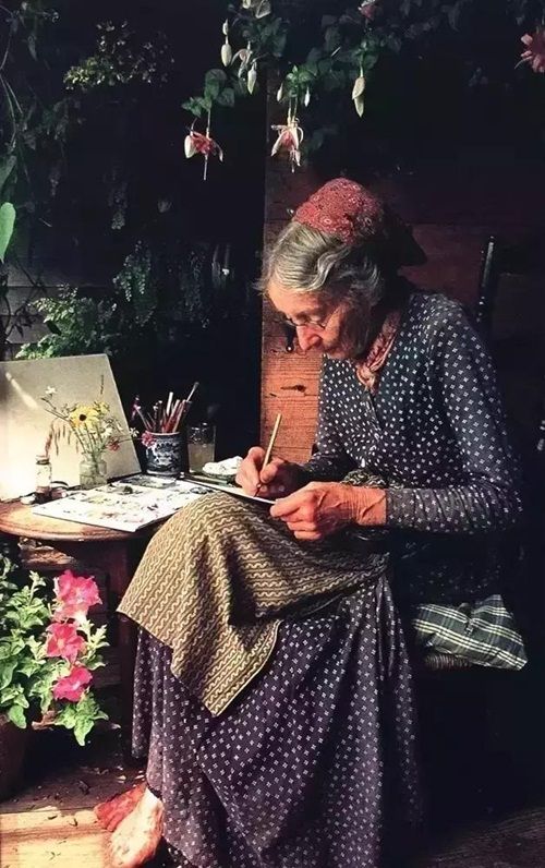Cuộc sống thần tiên của nữ họa sĩ 92 tuổi  - Ảnh 14