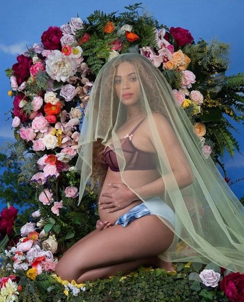 Beyonce thông báo mang bầu song thai - Ảnh 1