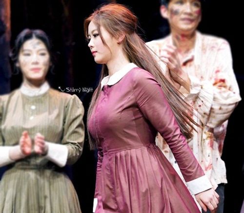 Kim Yoo Jung xinh đẹp "nghẹt thở" khi diễn kịch ở trường - Ảnh 3