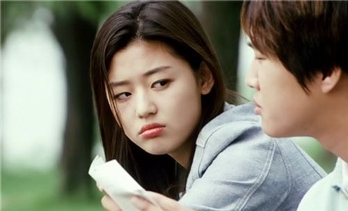 Fan choáng váng với ảnh mặt mộc của Jun Ji Hyun 13 năm trước - Ảnh 4