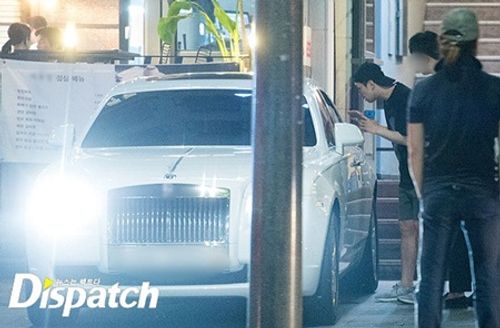 Dispatch tung ảnh Park Yoochun hẹn hò vị hôn thê nhà giàu - Ảnh 6