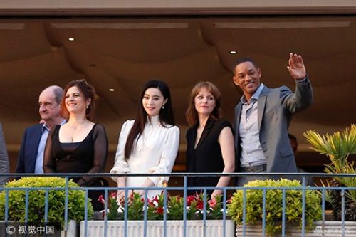 Phạm Băng Băng rạng rỡ cùng dàn giám khảo Cannes 2017 - Ảnh 11