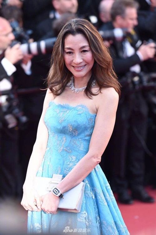 Phạm Băng Băng lại bất ngờ diện tóc ngắn tại LHP Cannes 2017 - Ảnh 24