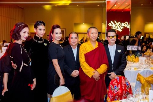 Trương Thị May cùng dàn sao Việt ủng hộ chương trình từ thiện của Ngô Thanh Vân - Ảnh 1