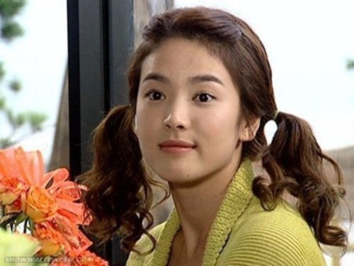 Song Hye Kyo và chặng đường 20 năm trong làng giải trí xứ Hàn - Ảnh 7
