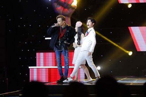 Vũ Cát Tường và Soobin Hoàng Sơn "bắn rap" cực ngầu trên sân khấu để tranh giành thí sinh - Ảnh 3