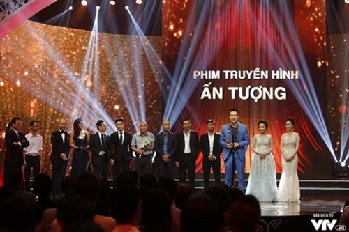 VTV Awards 2017: "Người phán xử" thắng lớn, "mẹ chồng" Lan Hương không được mời dự giải - Ảnh 1