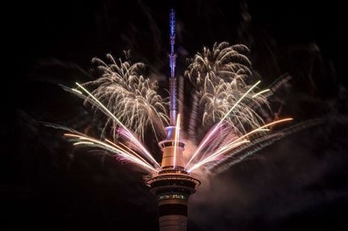New Zealand chào đón năm mới 2017 với màn pháo hoa ngoạn mục  - Ảnh 4