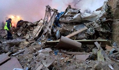Nhân chứng vụ máy bay Thổ Nhĩ Kỳ đâm vào nhà dân: 'Cảm thấy như động đất' - Ảnh 1