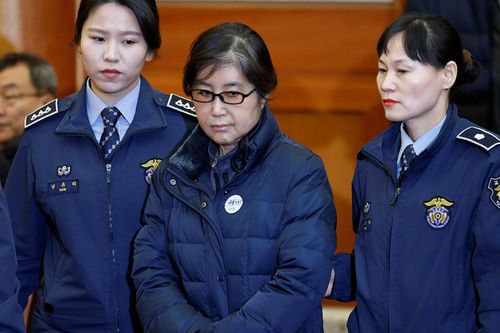 Bạn thân cựu tổng thống Hàn Quốc lĩnh án tù - Ảnh 1