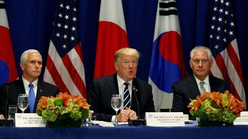 Tổng thống Trump ký lệnh cấm nhập cảnh với Triều Tiên, Venezuela - Ảnh 1