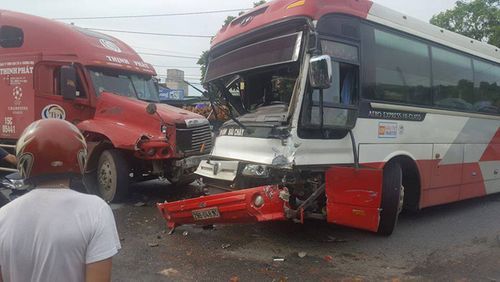Tin tai nạn giao thông mới nhất ngày 11/9/2017 - Ảnh 2