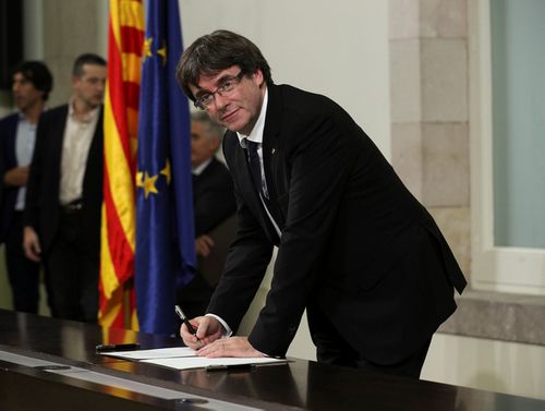 Tây Ban Nha bác bản tuyên bố độc lập của Catalonia - Ảnh 1