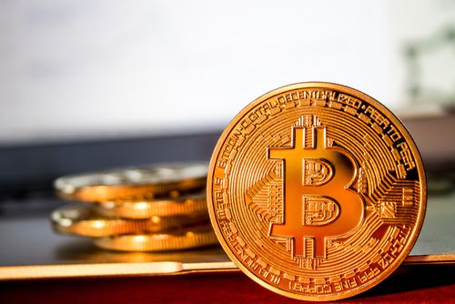 Giá bitcoin hôm nay 23/11: tăng lên hơn 8.200 USD - Ảnh 1