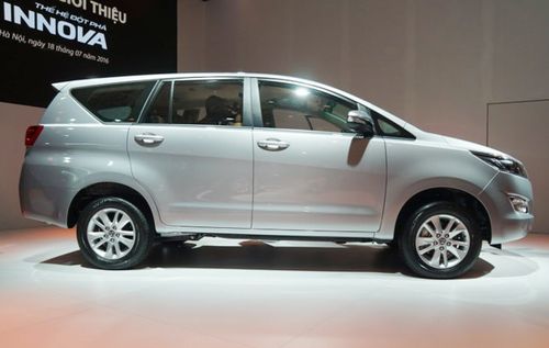 Hết triệu hồi xe lỗi, Toyota lại giảm giá xe hot Vios và Innova - Ảnh 1