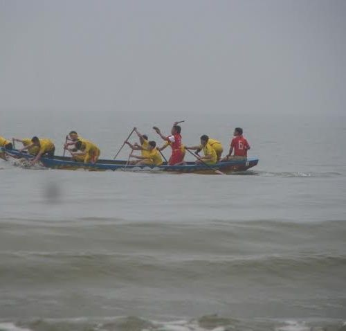 Nghệ An: Tưng bừng lễ hội đua thuyền đầu năm - Ảnh 3