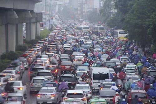 Hà Nội: Sương mù và mưa khiến nhiều tuyến đường ùn tắc nghiêm trọng - Ảnh 6