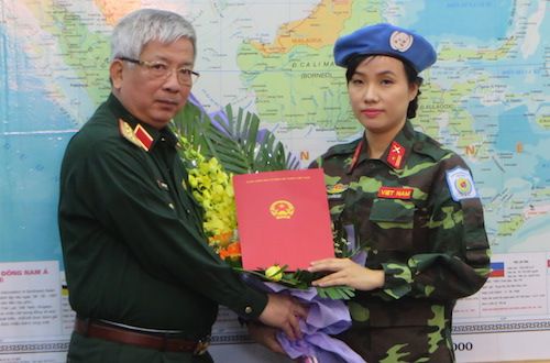 Việt Nam cử nữ sĩ quan đầu tiên tham gia lực lượng gìn giữ hòa bình LHQ - Ảnh 1