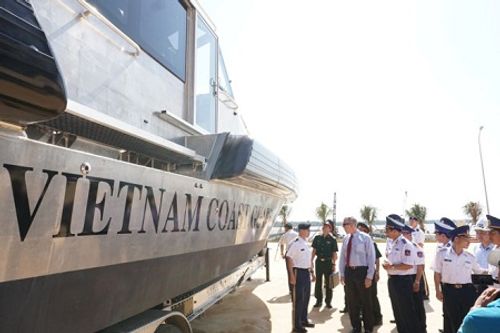 Mỹ bàn giao 6 tàu tuần tra cho Cảnh sát biển Việt Nam - Ảnh 1