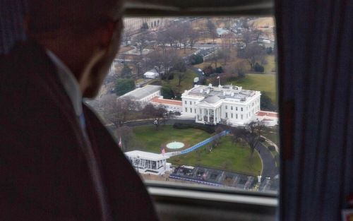 Hé lộ bức thư ông Obama gửi Trump khi rời Nhà Trắng - Ảnh 1