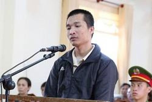 Hàng trăm người dân theo dõi phiên tòa xử vụ sát hại 3 người chấn động Lâm Đồng - Ảnh 1