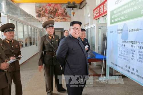 Triều Tiên "lộ" những hình ảnh thiết kế tên lửa mới? - Ảnh 1