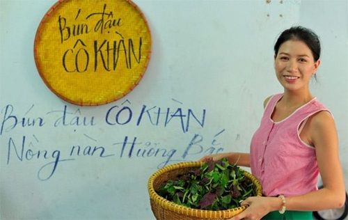 Những quán ăn bình dân của sao Việt "đắt như tôm tươi" - Ảnh 3