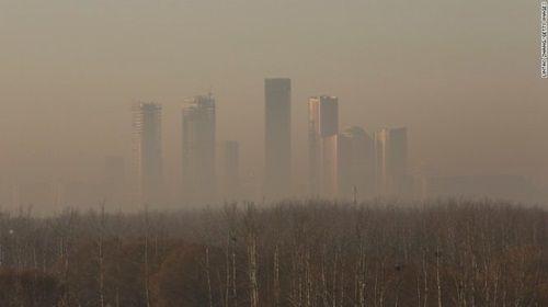 Sương mù, ô nhiễm không khí biến Trung Quốc ngày thành"đêm" - Ảnh 5