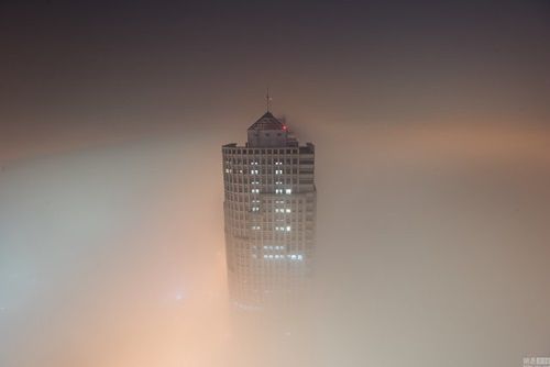 Sương mù, ô nhiễm không khí biến Trung Quốc ngày thành"đêm" - Ảnh 9
