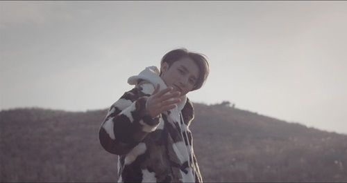 Sơn Tùng MTP ra mắt MV lãng mạn quay tại Hàn Quốc đúng dịp Valentine - Ảnh 2
