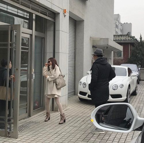 Kim Tae Hee và Bi Rain bị bắt gặp tới Mỹ du lịch sau tuần trăng mật - Ảnh 3