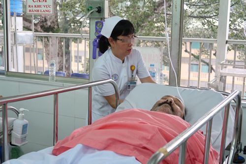 Khi bệnh nhân Tây "ăn vạ" tại bệnh viện Việt Nam - Ảnh 3