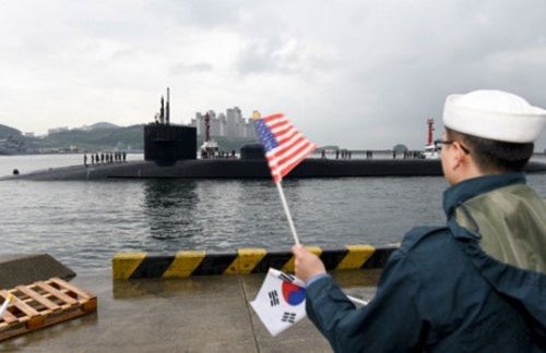 Triều Tiên đe dọa đánh chìm tàu ngầm hạt nhân USS Michigan của Mỹ - Ảnh 2