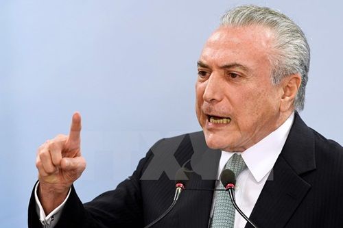 Tổng thống Brazil yêu cầu ngừng điều tra cáo buộc tham nhũng - Ảnh 1