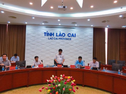 Tỉnh Lào Cai họp hàng tuần cung cấp thông tin cho báo chí - Ảnh 1