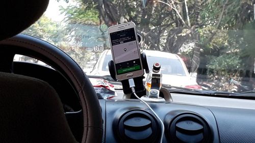 Câu chuyện Grab và Uber: Ông Dương Trung Quốc hỏi, Thủ tướng Xuân Phúc trả lời gì? - Ảnh 2