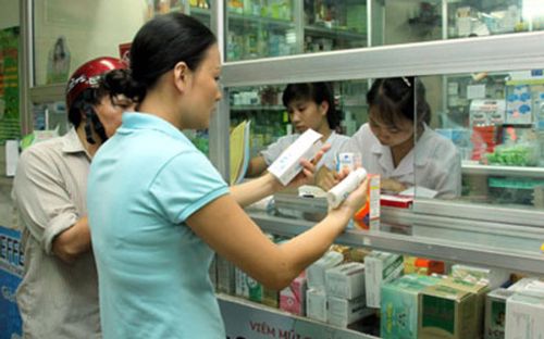 Chính phủ yêu cầu Bộ Y tế giảm từ 10 - 15% giá thuốc trong năm 2017 - Ảnh 1