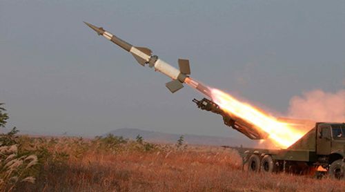 Triều Tiên tuyên bố phóng thử thành công tên lửa đạn đạo - Ảnh 1