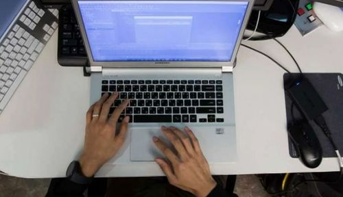 Hà Nội cấm cán bộ soạn thảo văn bản bí mật trên máy tính có kết nối internet - Ảnh 1