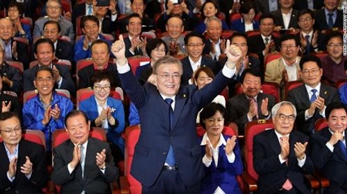 Hai vấn đề Tổng thống Moon Jae-in ưu tiên thay đổi sau khi đắc cử - Ảnh 1