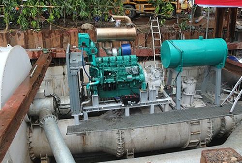 "Siêu máy bơm" hút cạn nước tại rốn ngập của TP Hồ Chí Minh chỉ sau 15 phút - Ảnh 1