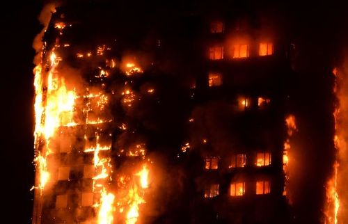  Công bố nguyên nhân vụ cháy tòa tháp 24 tầng ở London - Ảnh 1