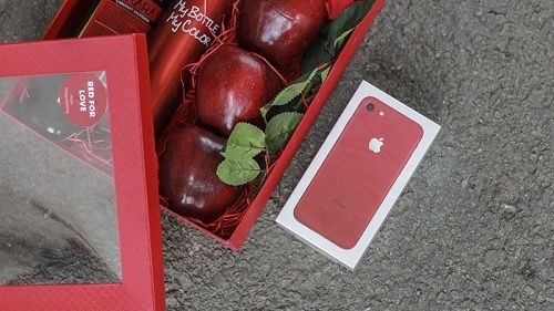 Thế Giới Di Động giao iPhone 7 Red đầu tiên ngay trong ngày cuối tuần - Ảnh 3