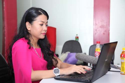 Buổi giao lưu trực tuyến với “Cô gái Việt tỷ đô” của gia tộc họ Trần - Ảnh 2