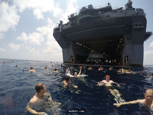 Hải quân Mỹ có gì giải trí ngoài việc huấn luyện căng thẳng? - Ảnh 4