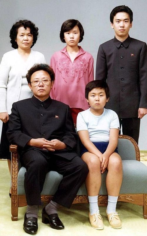 Những hình ảnh hiếm hoi về người anh trai của Kim Jong-un - Ảnh 5