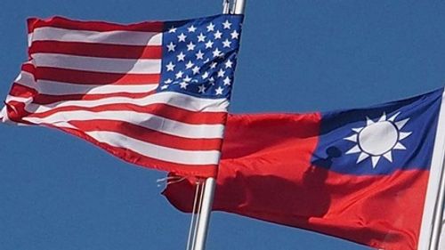 Hải quân Mỹ bảo vệ cơ sở ngoại giao ở Đài Loan, Trung Quốc lên tiếng phản đối - Ảnh 1