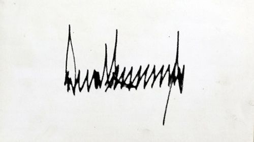 Chữ ký của Donald Trump khác gì so với các đời Tổng thống tiền nhiệm? - Ảnh 2